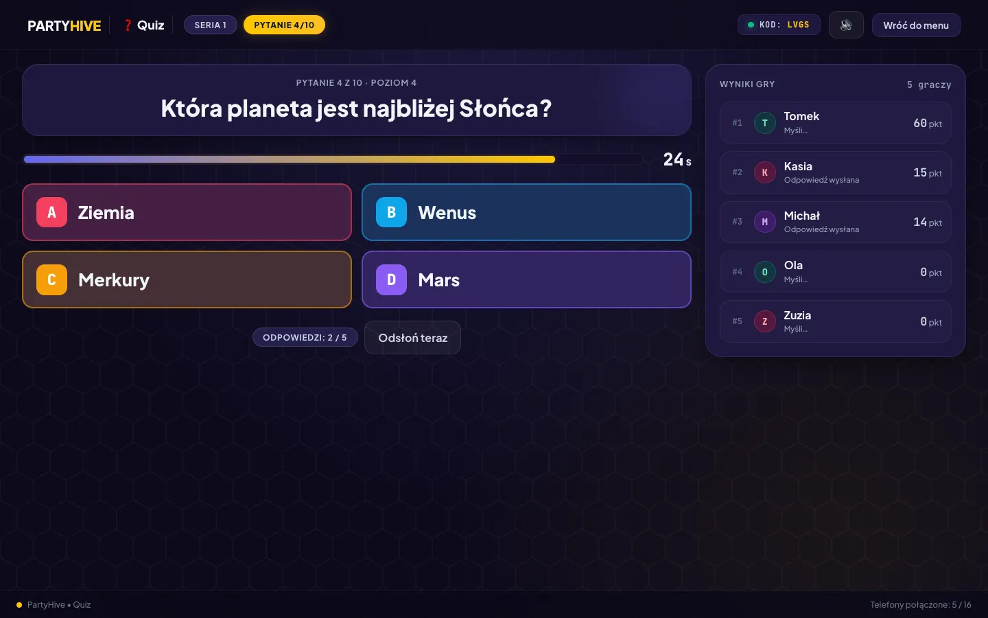 Quiz w PartyHive – ekran gospodarza na laptopie